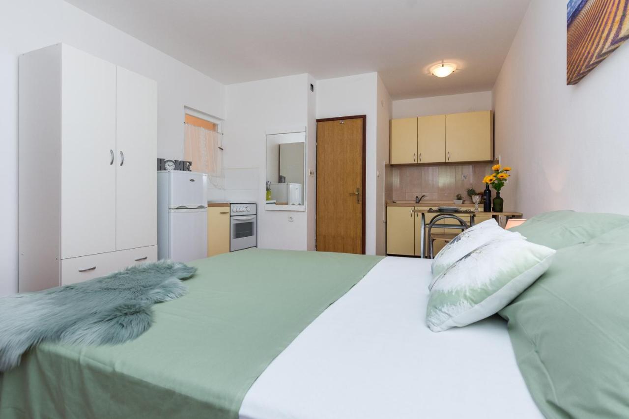 Apartments Marko Sukošan Eksteriør billede
