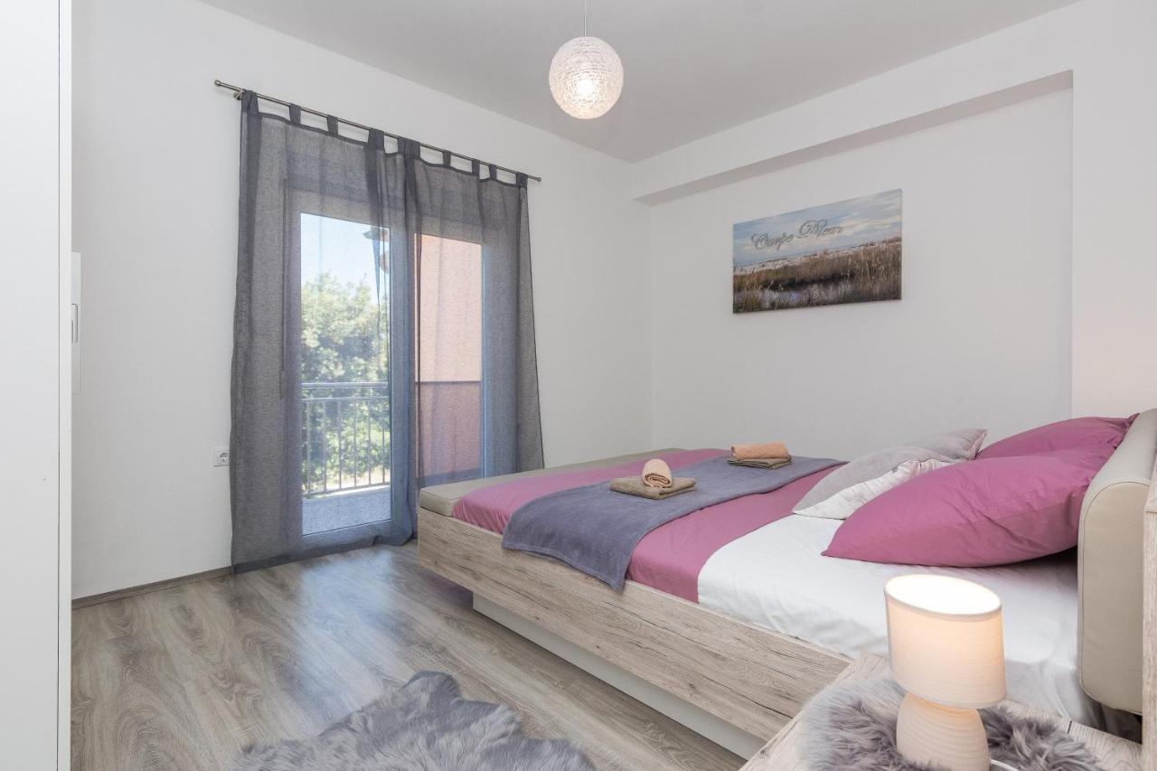 Apartments Marko Sukošan Eksteriør billede